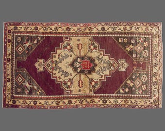Vintage Turkish Rug: Crimson Medallion, Hand-Knotted Wool, 4x7 ft