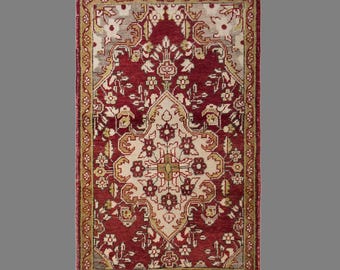 Vintage Turkish Prayer Rug, 3 x 4.9 ft, 91 x 150 cm, Handwoven Wool Rug