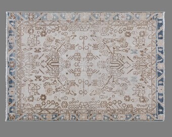 Antique Oushak 95x130 cm (3'1" x 4'3"), Turkish Handmade Wool, 60+ Years Vintage Piece
