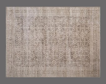 284 x 368 cm 9.4 x 12 ft Rug, Vintage Turkish Wool Rug, Handwoven Anatolian Carpet, 60 Years Old Oversized Neutral Rug, Faded vintage Rug