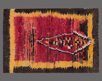 Shaggy Turkish Tulu Rug: Bohemian Wool Beni Ourain, Vintage Handmade (3'6"x5'5")