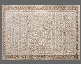 Vintage Turkish Oushak Rug, Handwoven Wool Area Rug, 197x305 cm / 6'6" x 10'0", 60+ Years, Boho Nomadic Design, Muted Colors, Antique Rug