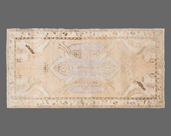 Vintage Turkish Rug – 5'7" x 10'10" – Handwoven Wool on Wool – Antique Oushak Area Rug – Bohemian Oriental Carpet – Decorative Large Rug
