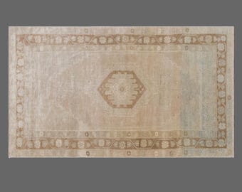 Vintage Turkish Oushak Rug 134x252 cm (4.4 x 8.3 ft) | Handmade Area Rug | 60+ Years Old