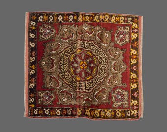 Area Rug, "Turkish Rug, Vintage Rug, 2.10 x 2.11 feet, Oushak Rug, Antique Rug, Oriental Rug, Handmade Rug, Decorative Rug,Muted Rug,Old Rug