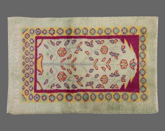 Area Rug, "Turkish Rug, Vintage Rug, 2.4 x 3.8 feet, Oushak Rug, Antique Rug, Oriental Rug, Handmade Rug, Decorative Rug, Muted Rug, Old Rug