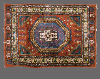 Vintage Turkish Rug: 5x6 ft Wool Anatolian Kilim