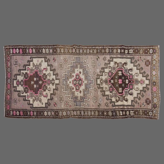 ヴィンテージ トルコ カルス ラグ：幾何学模様のメダリオンデザイン