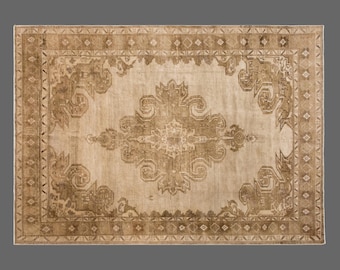 60+ Year Old Turkish Kars Rug 195x280 cm / 6.4x9.2 ft | Vintage Wool Area Rug