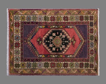 Vintage Turkish Prayer Rug, 3.1 x 3.8 ft, 96 x 116 cm, Handwoven Wool Mihrab Rug