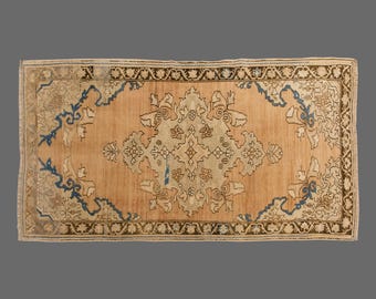 Dusty Elegance of Central Anatolia, Vintage Turkish Rug, 4 x 6 ft Rug, Vintage Rug