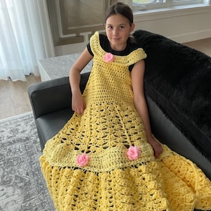 belle dress crochet blanket Princess Belle Dress Blanket, Crochet Pattern, Includes 3 Sizes. US and UK  Beginner. Printable Download