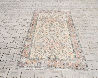 Vintage Oushak Wool Rug: Handmade Turkish Bohemian Runner (3'7x6'6 ft)