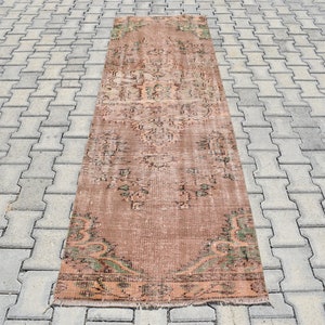 Vintage Turkish Wool Runner Rug: Pastel Oushak Style, 2&#39;6 x 8&#39;4 ft