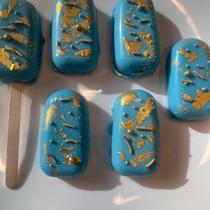 6 Kuchenstile in der Farbe Ocean Gold