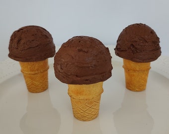 Faux mini cornet de crème glacée | Faux dessert au four | Accessoire de plateau à étages Fake Food
