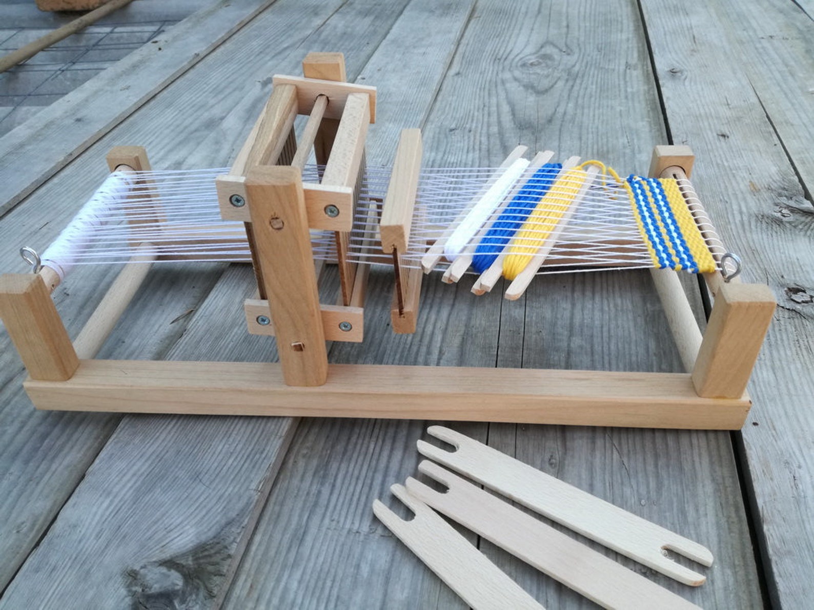 Métier à Tisser Rond Et Fleur à Tricoter - N/A - Kiabi - 14.35