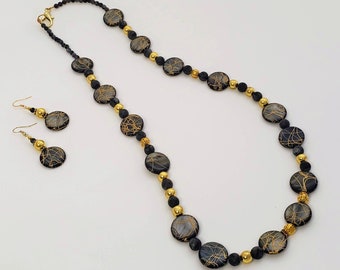 Golden Entanglement Earring and Necklace Set