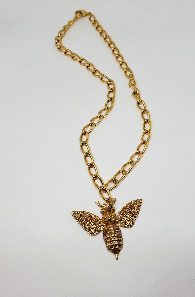 Girls 10k Gold Plated 16 inch Queen Bee Chain