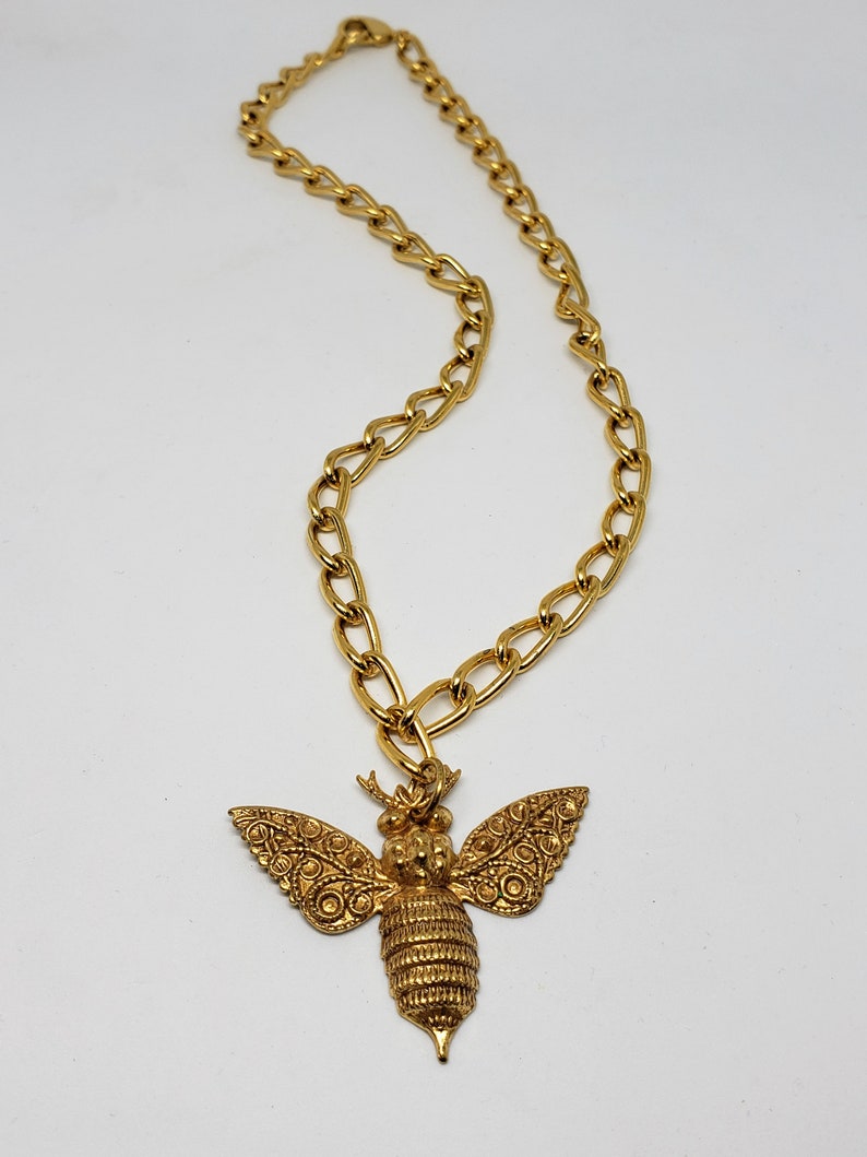 Girls 10k Gold Plated 16 inch Queen Bee Chain