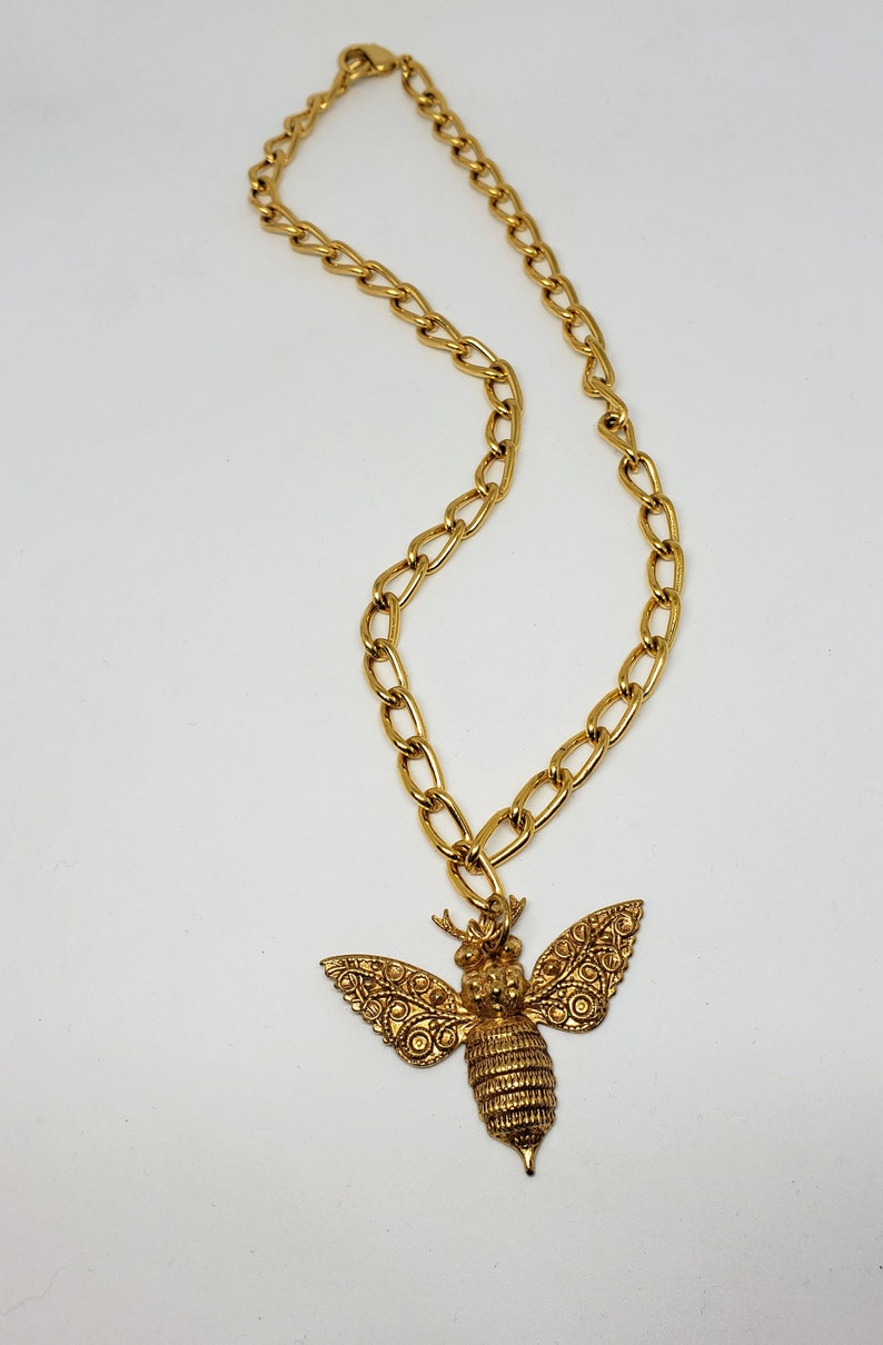 Girls 10k Gold Plated 16 inch Queen Bee Chain