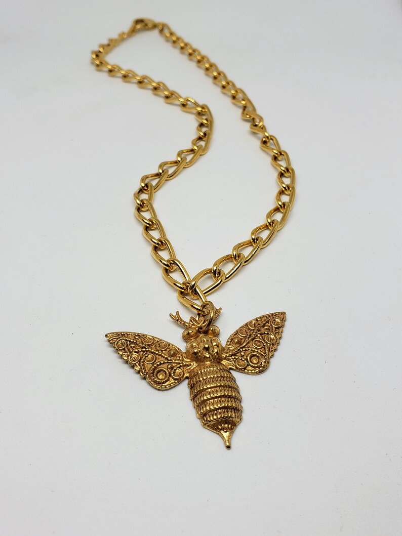 Girls 10k Gold Plated 16 inch Queen Bee Chain