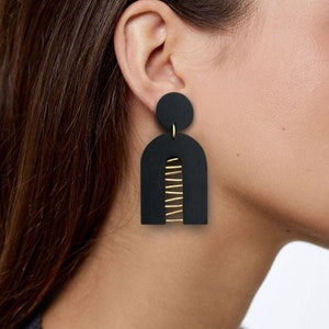 Geometric black earrings with golden brass, Modern and original design image 2