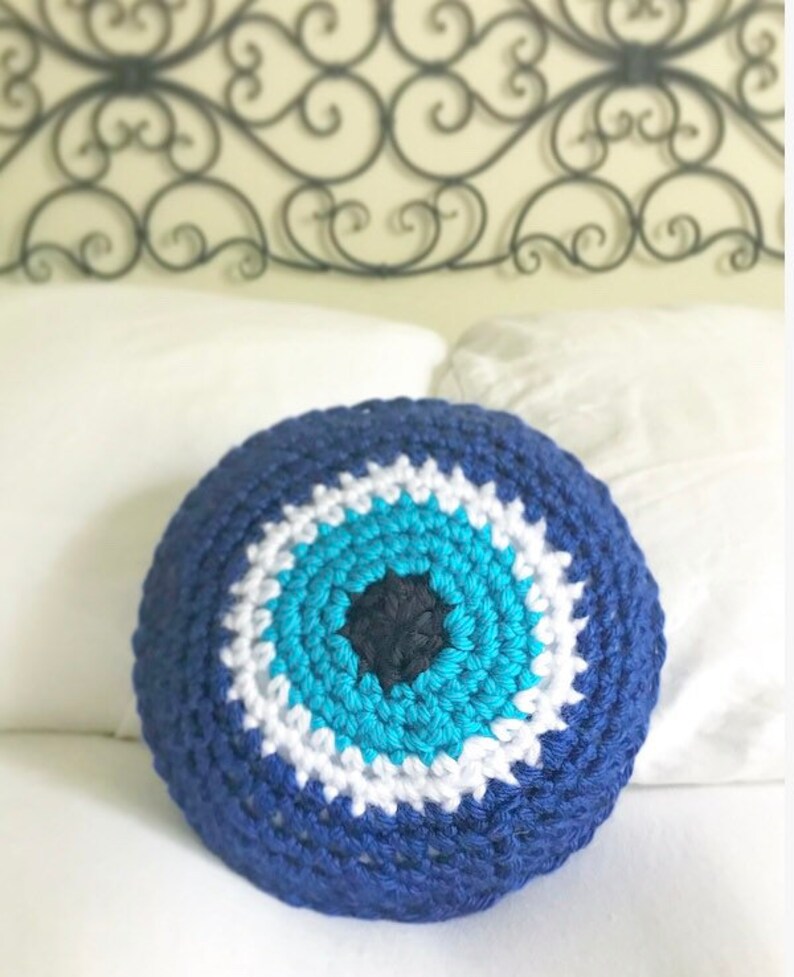 evil eye crochet bolsa