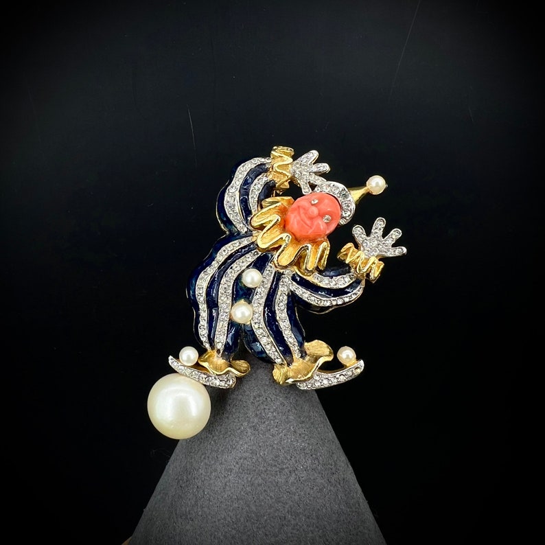 Hattie Carnegie Signed Clown Brooch image 3