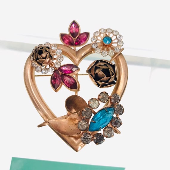 1950s heart brooch rose buds rhinestones - image 1