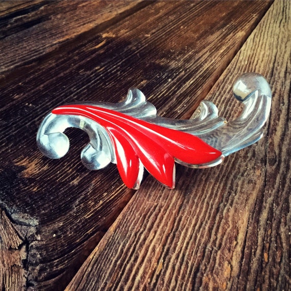 Art Deco Lucite & Bakelite Brooch 1940s Giant Swirl Pin - Etsy