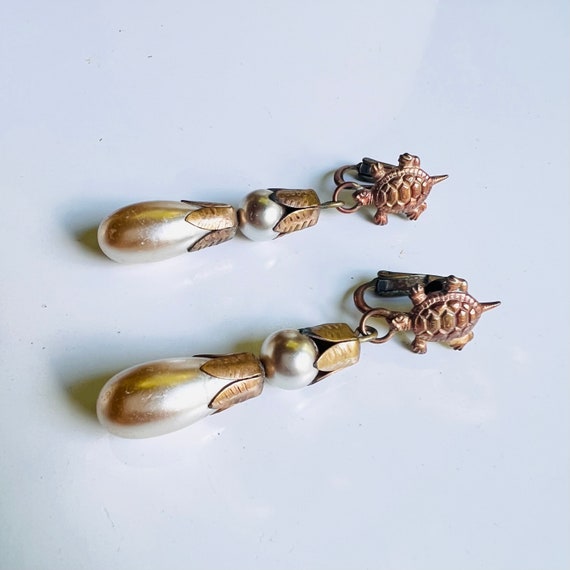 Miriam Haskell Turtle Earrings Pearl Clipon - image 2