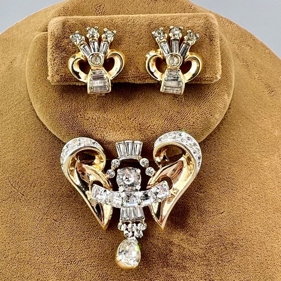 Mazer Angel Set Brooch & Earrings Set 1940s - image 1