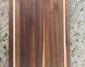 Maple walnut edge grain cutting board