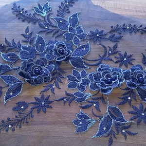 Aplique de flor 3D azul marino: ribete de encaje con lentejuelas (43 cm x 25 cm)