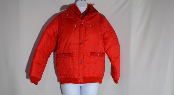 Vintage 1980s Red Puffer Jacket with Corduroy Acce