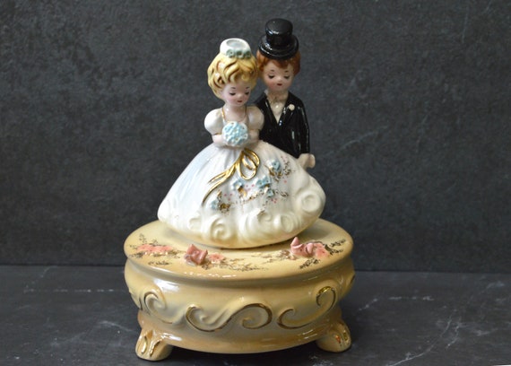 Josef Originals Bride and Groom Josef Originals Bride and Groom