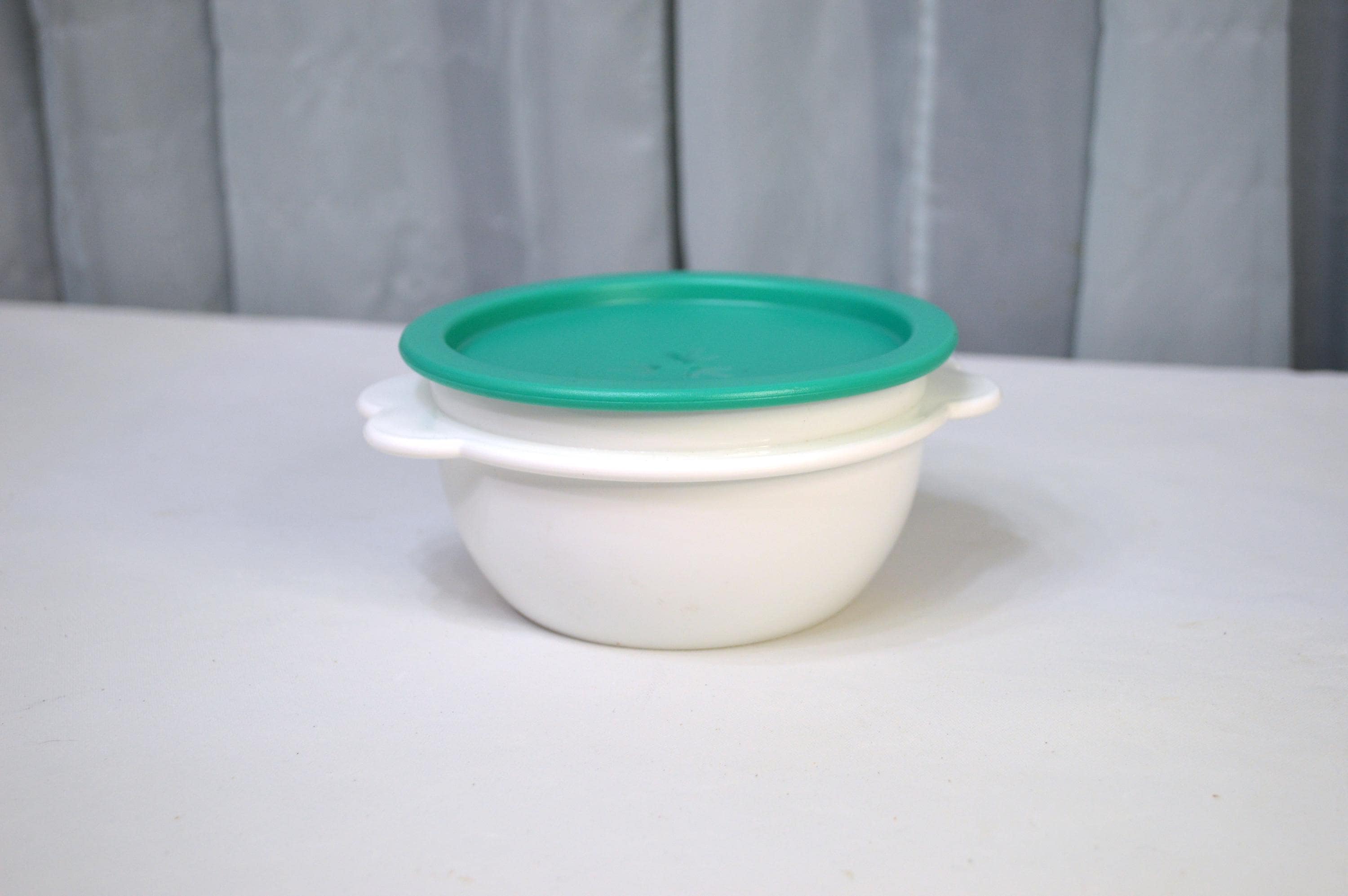 1990s Tupperware One Touch Storage Bowl, White With Green Lid - Etsy