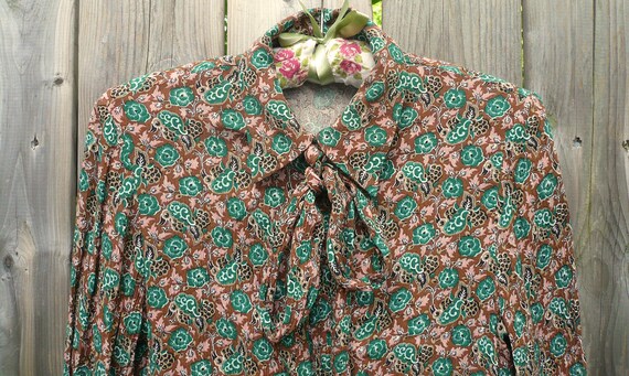 Crinkled Floral Secretary Blouse