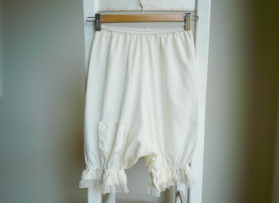 Vintage 1940s-1950's Children's Lace Trim Bloomers