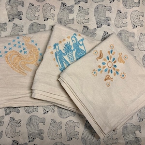 Pyrex geïnspireerd geborduurd meel zak thee handdoek - mid century moderne, natuurlijke handdoek - Vintage geïnspireerde, tan boerderij midwest handgemaakt