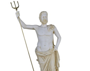 Poseidón de Melos Escultura griega romana antigua Museo de la estatua Mármol fundido de Atenas