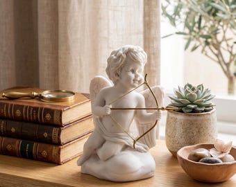 Rzeźba Kupidyna ze skrzydłami Erosa – grecko-rzymski bóg miłości, odlew z marmuru, mała rzeźba, romantyczna figurka anioła cherubina, prezent na Walentynki