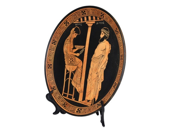 古代ギリシャ 陶器 暁の女神エオスと美青年ティトノスの逢瀬 絵皿 ピエタ画 古代ギリシャ 陶器 暁の女神エオスと美青年ティトノスの逢瀬 絵