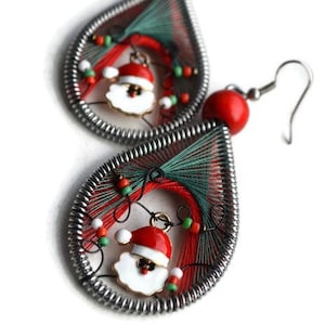 Christmas earrings, Santa earrings, Santa Claus Christmas earrings, Xmas earrings, Holiday earrings, Santa jewelry,  red and white earrings