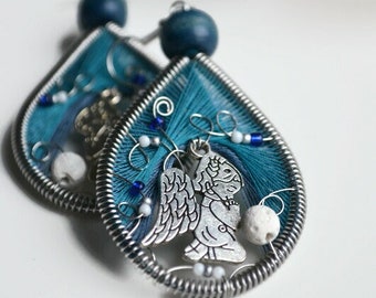 Christmas angel earrings, Unique angel earrings, Christmas handmade earrings, Peruvian thread earrings, Gift for her, Silver angel charms