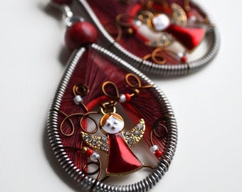 Pendientes de ángel navideño hechos a mano: joyería festiva con diamantes de imitación