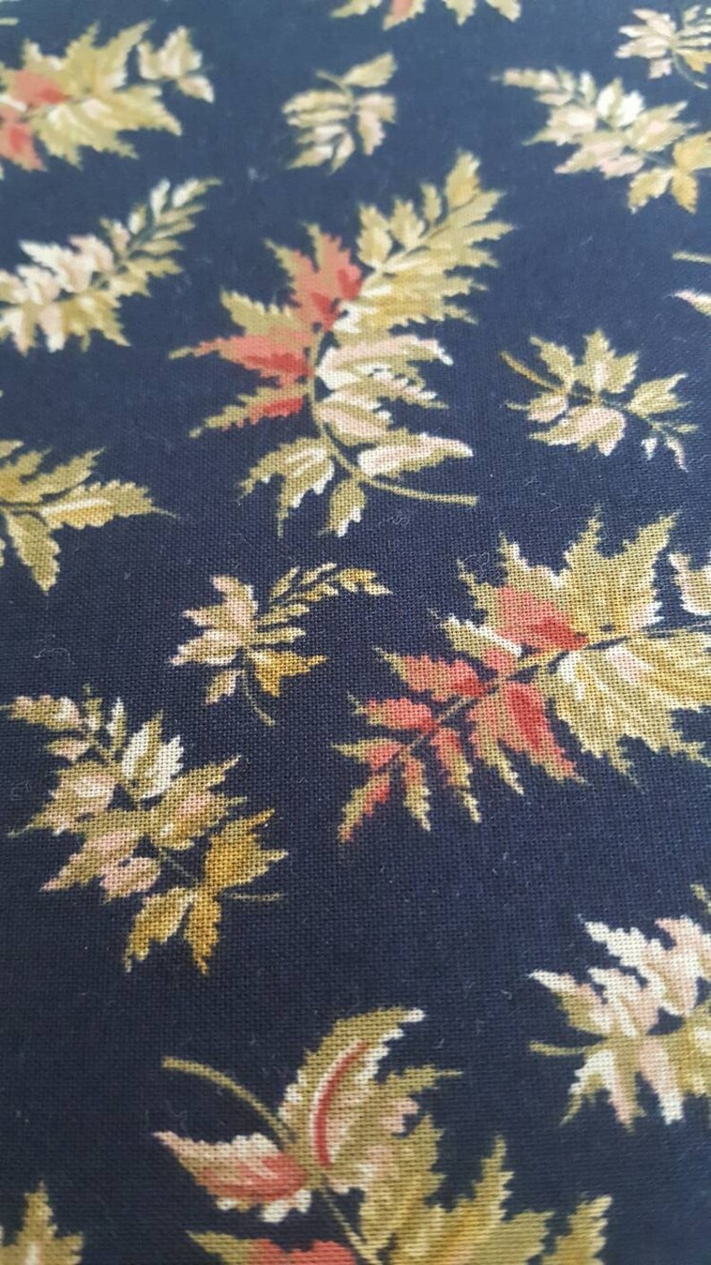 Out-of-Print Fabric Navy Blue Backround Dark Navy Blue with Leaves Gothic  Grace by Kaye England for Benartex Quilt Fabric dexis-iberica Fabric Craft  Supplies & Tools