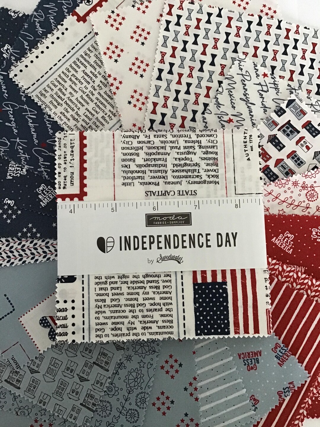 Independence Day Charm Pack by Sweetwater for Moda Fabrics, (42) 5 ...