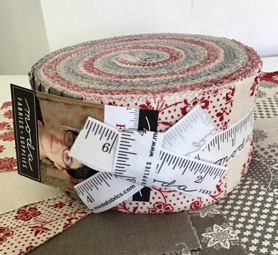 Fleur De Noel Jelly Roll By French General For Moda Fabrics 40 25 Precut Cotton Quilt Strips Christmas Holiday Quilt Strips